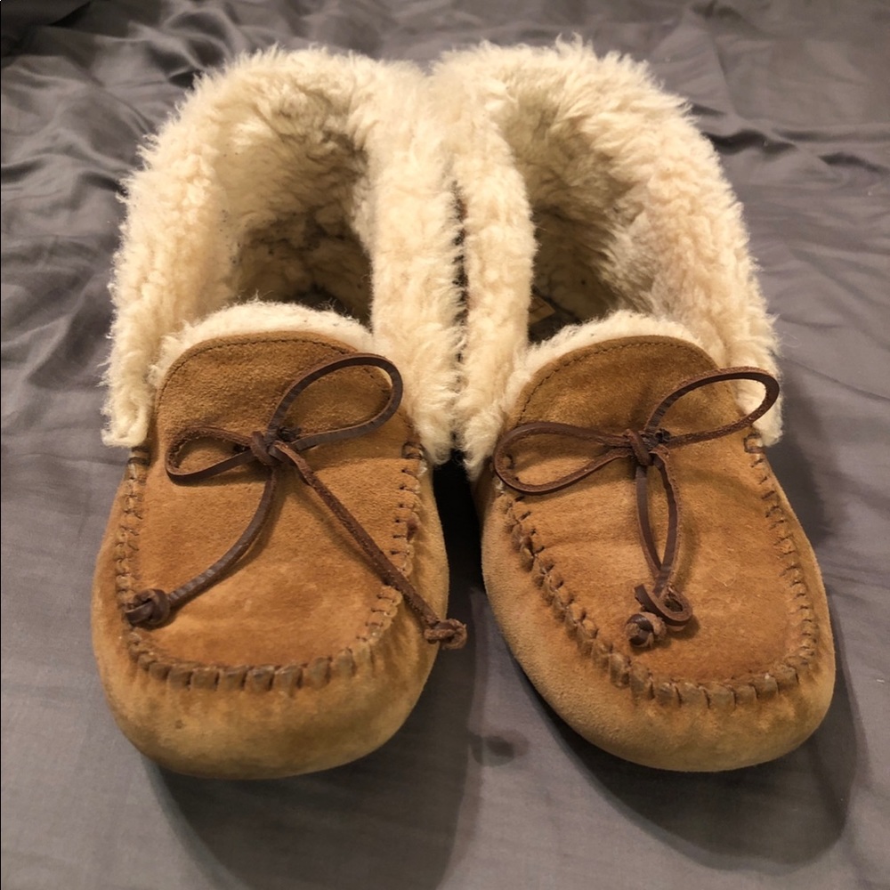 UGG Alena Slippers in Chestnut Brown